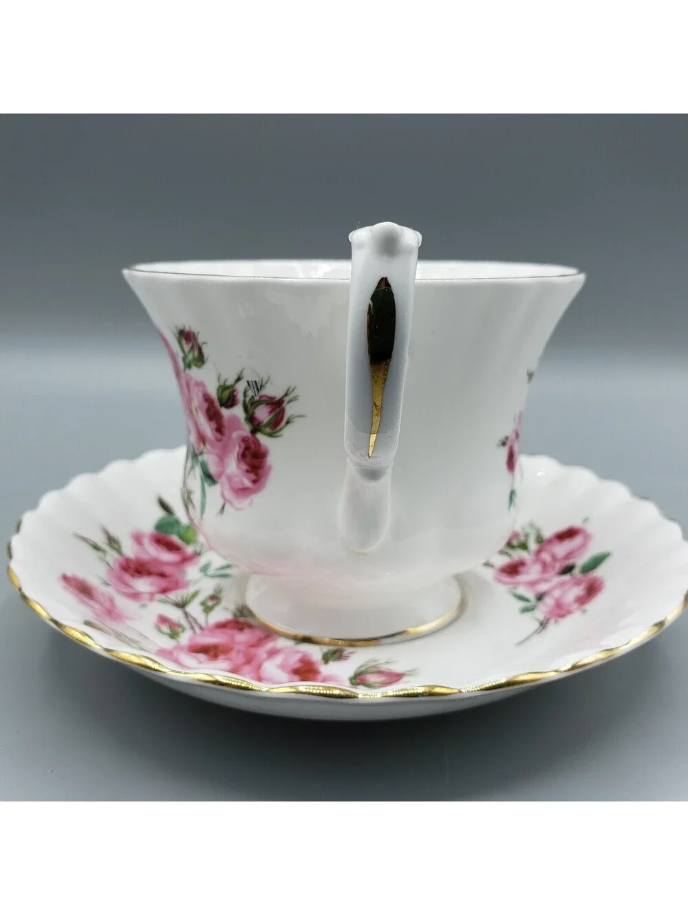 VTG Royal Albert Teacup & Saucer Pink Cabbage Roses Bone China England Gold
